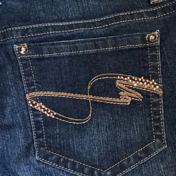 Ladies New Directions Weekend Denim Capris Size 6 - Picture 4 of 5